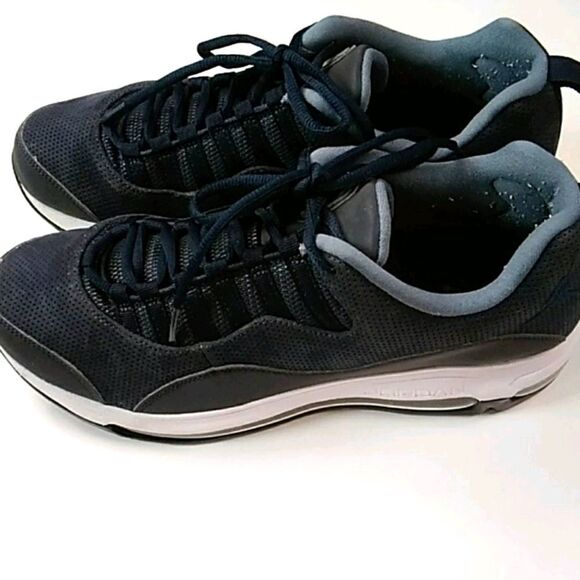 VTG JORDAN SHOES 442087-403 MEN SHOES 10.5 - Picture 4 of 13